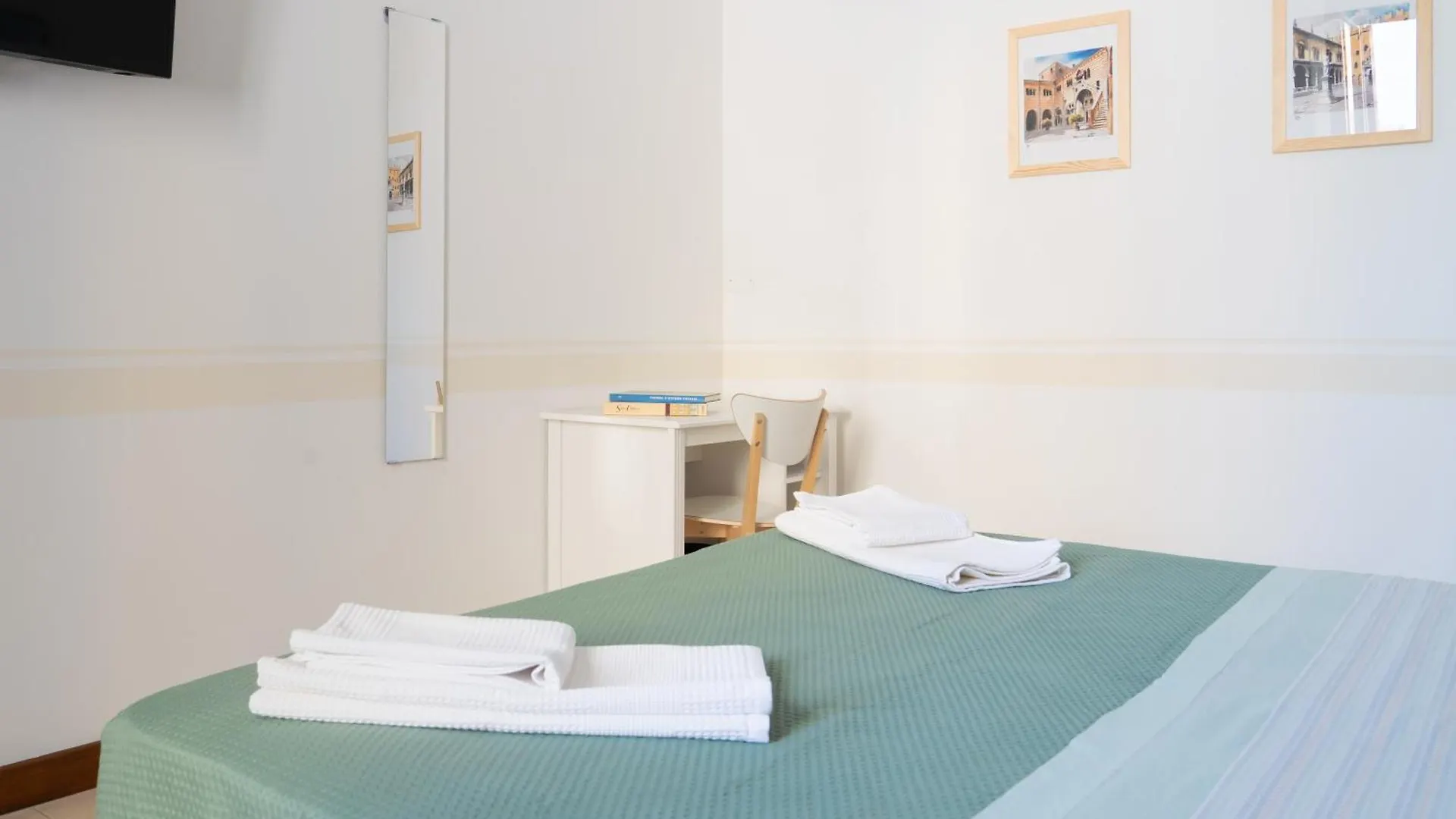 Bed & Breakfast Ponte Nuovo Bb Bed and Breakfast Verona Italien